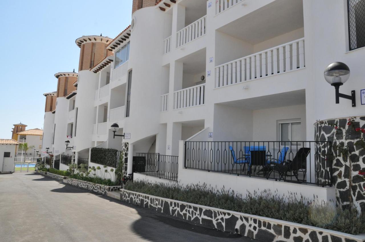 Residencial El Pinet Beach La Mariña 外观 照片